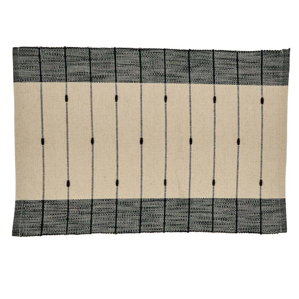 Placemats With Thin Stripe Design (Set of 4)