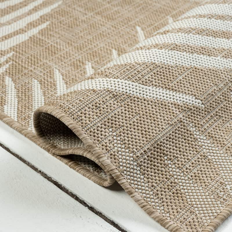 Sevita Callie Coastal Palm Fronds Tropical Indoor/Outdoor Area Rug
