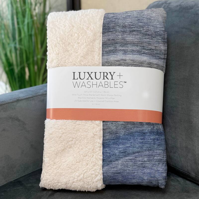Premium Machine Washable Contemporary Wave Sherpa Throw Blanket