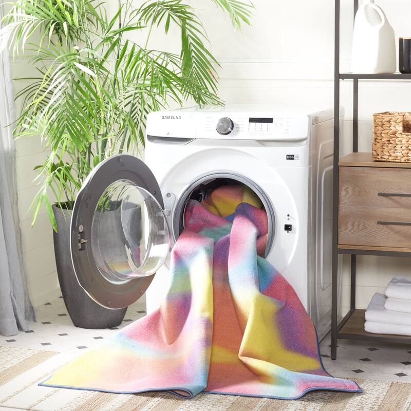 SAFAVIEH Paint Brush Machine Washable Slip Resistant Ioana Rug