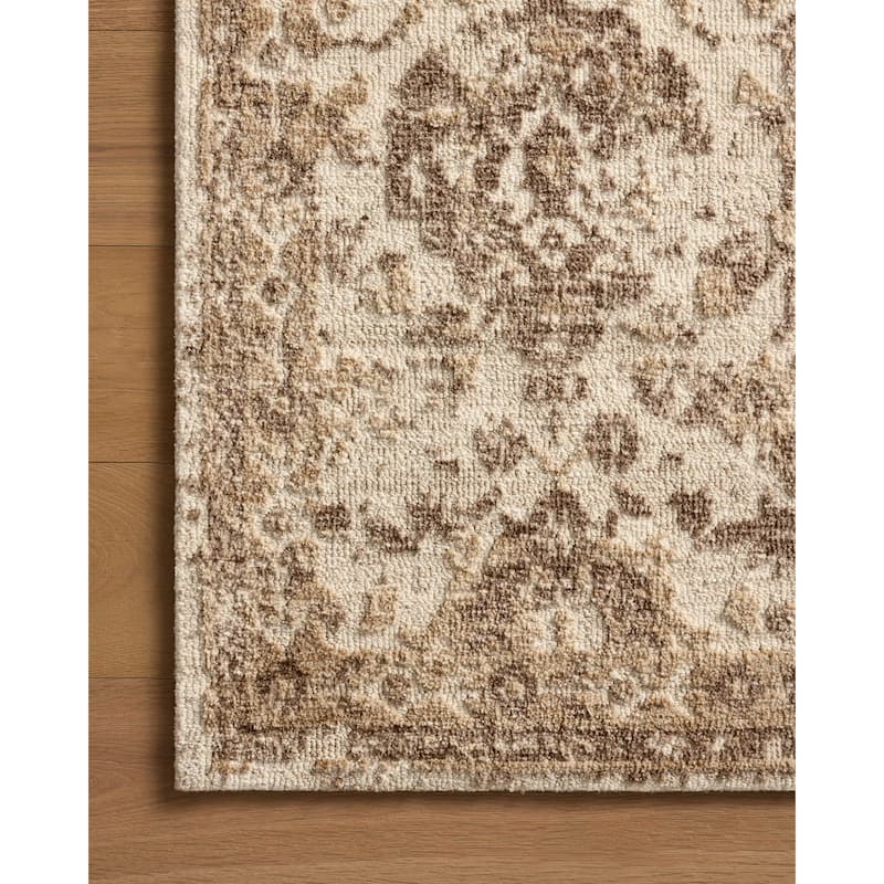 Alexander Home Paxen Traditional Area Rug