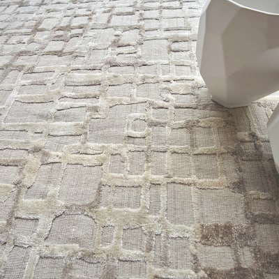 EXQUISITE RUGS Vista Hand-loomed Wool/Bamboo Silk Beige Area Rug.