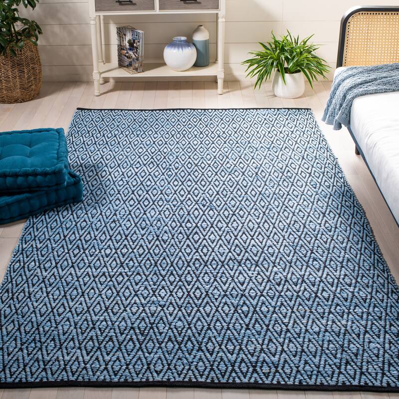 SAFAVIEH Handmade Montauk Siubhan Cotton Rug - 5' x 8' - Green/Black