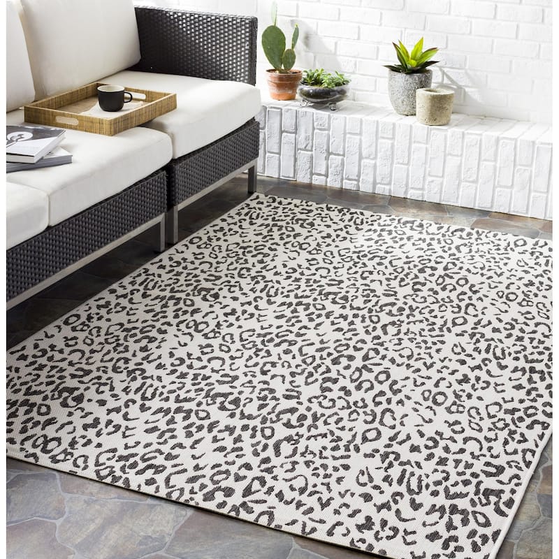 Livabliss Eagean Casual Indoor/Outdoor Area Rug - Charcoal - 4'3" x 5'11"