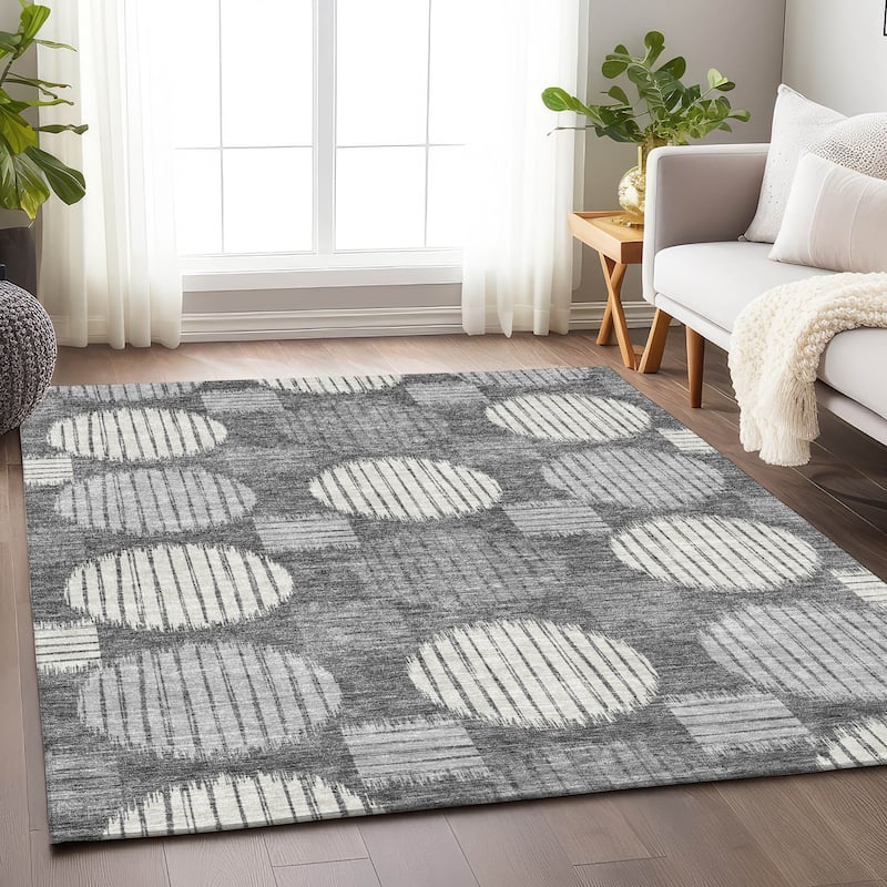 Machine Washable Indoor/ Outdoor Chantille Contemporary Dotty Rug