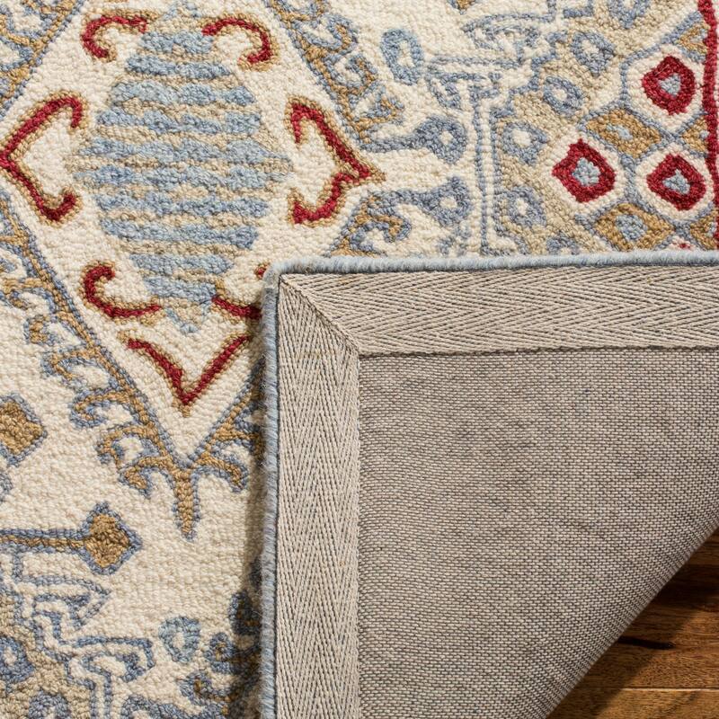 SAFAVIEH Handmade Micro-Loop Anouschka Wool Rug