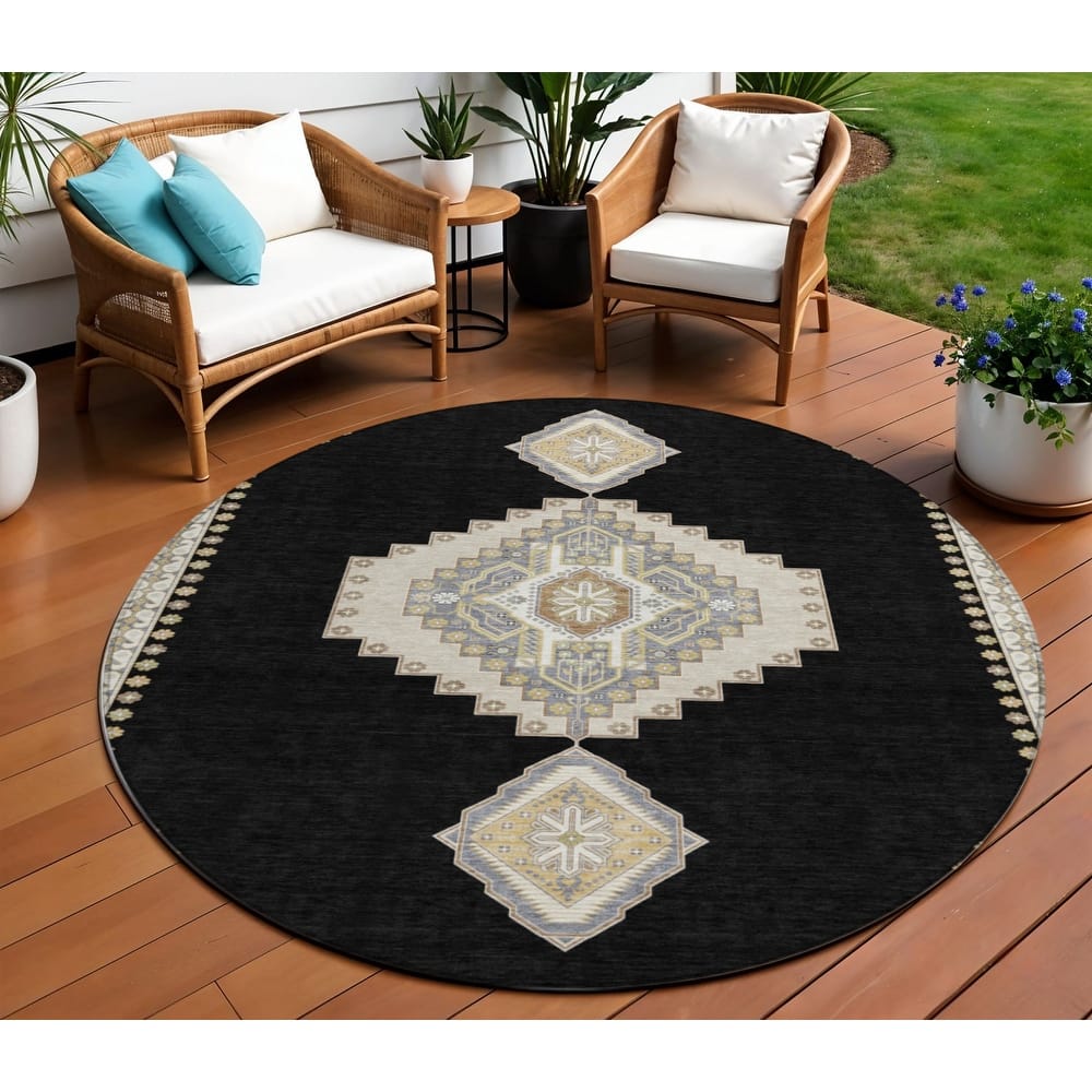 HomeRoots Oriental Traditional Rectangle Outdoor Rug