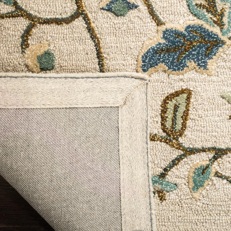 Martha Stewart by SAFAVIEH Autumn Woods Wool/Viscose Rug