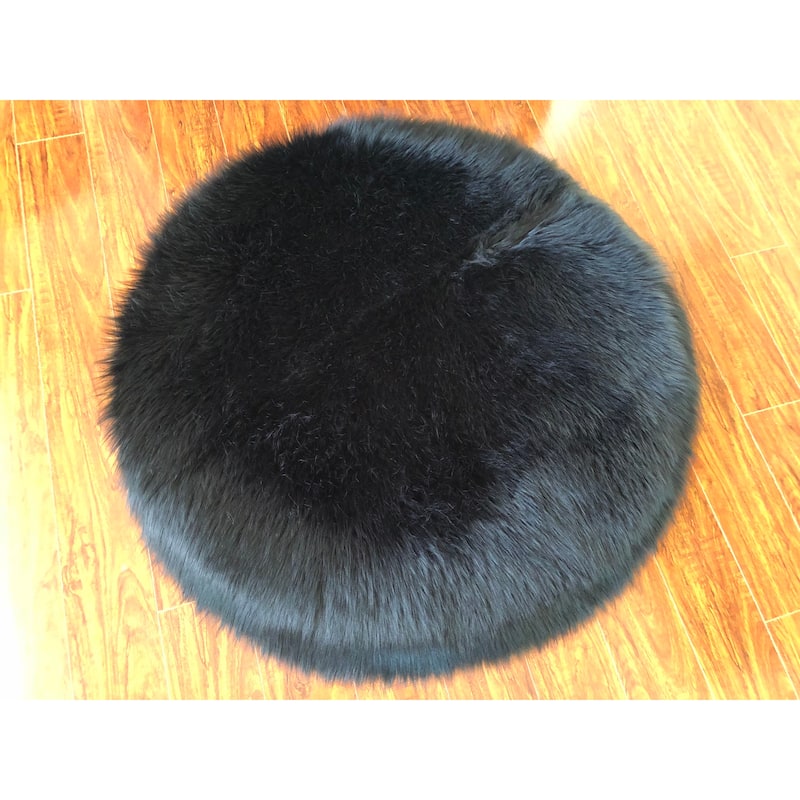 Silver Orchid Nansen Luxurious Faux Sheepskin Round Shag Area Rug