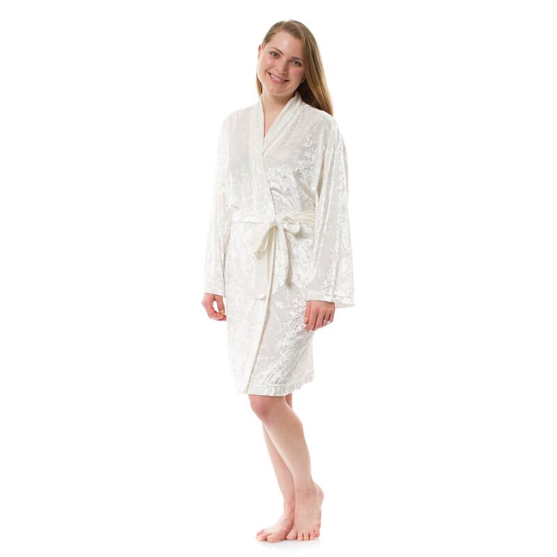 Leisureland Women's Luxurious Velvet Bathrobe