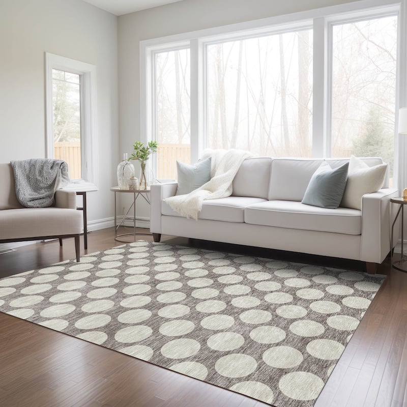 Machine Washable Indoor/ Outdoor Chantille Modern Dots Rug