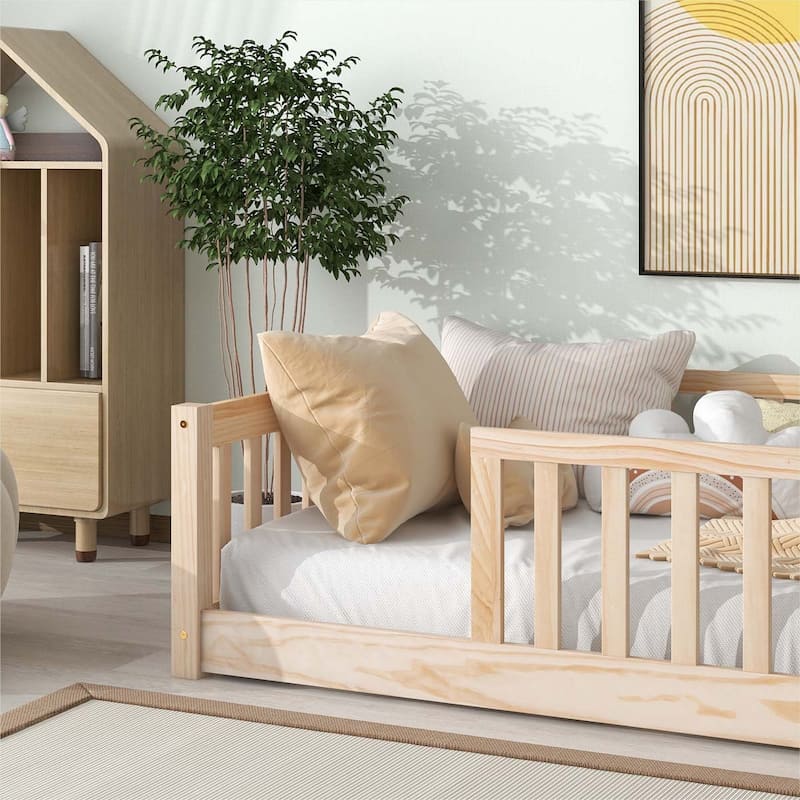 Twin Floor Platform Bed with Fence without Door