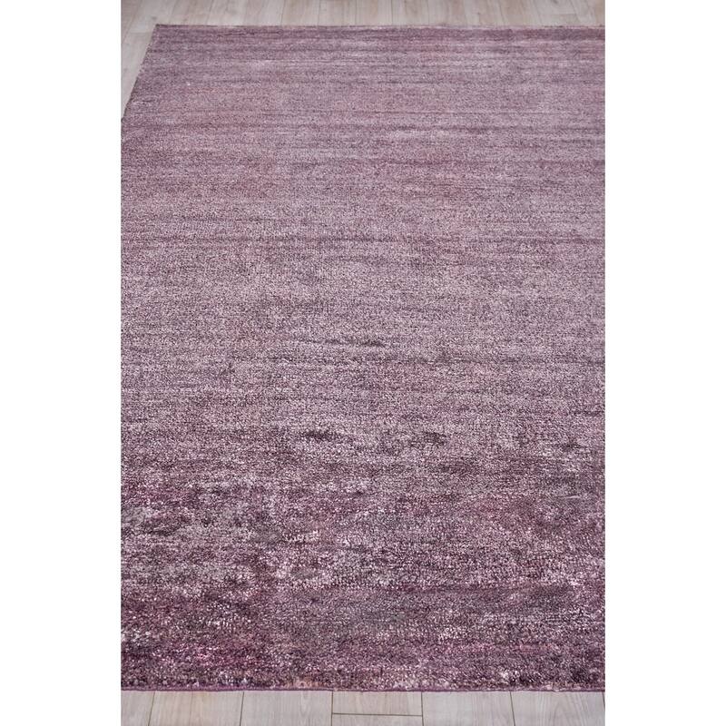 Exquisite Rugs Plush Hand-Knotted Bamboo Silk/New Zealand Wool Deep Mauve Area Rug