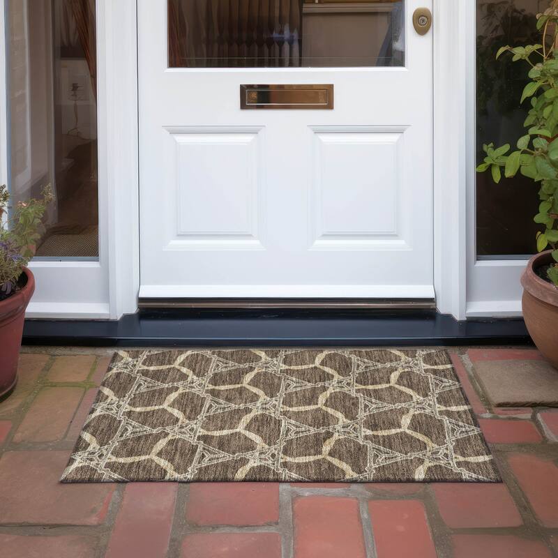 Machine Washable Indoor/ Outdoor Transitional Links Chantille Rug - Brown - 1'8" x 2'6"