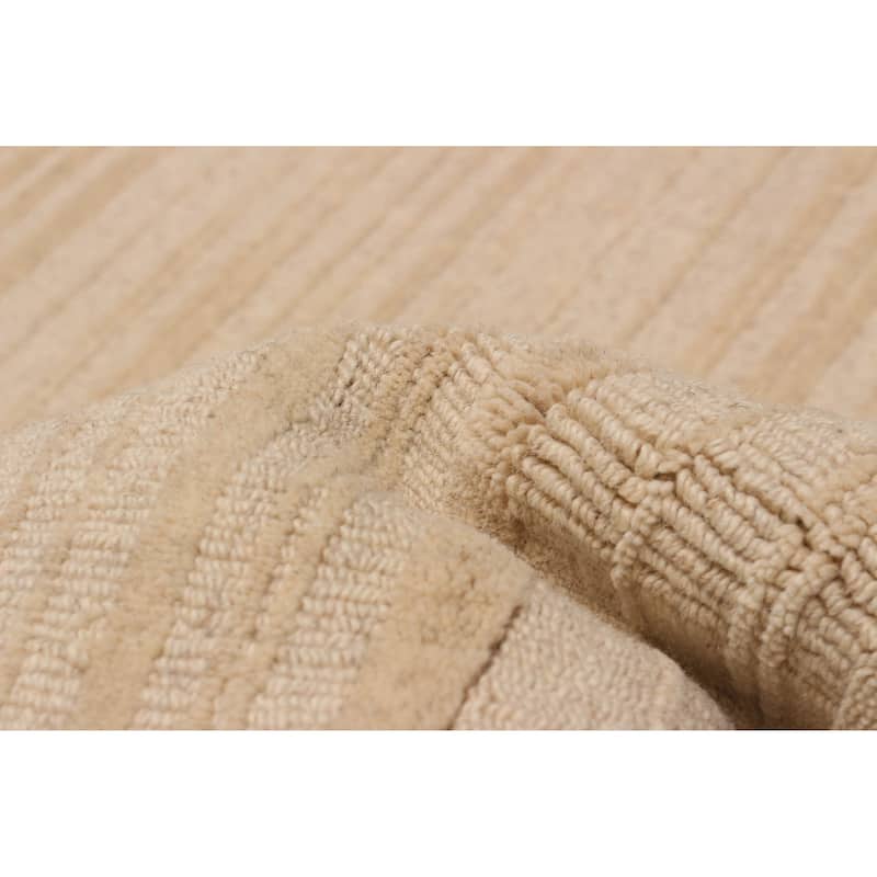 Kashkuli Gabbeh Cream Rug 6'7" x 9'4" - 6'7 x 9'4