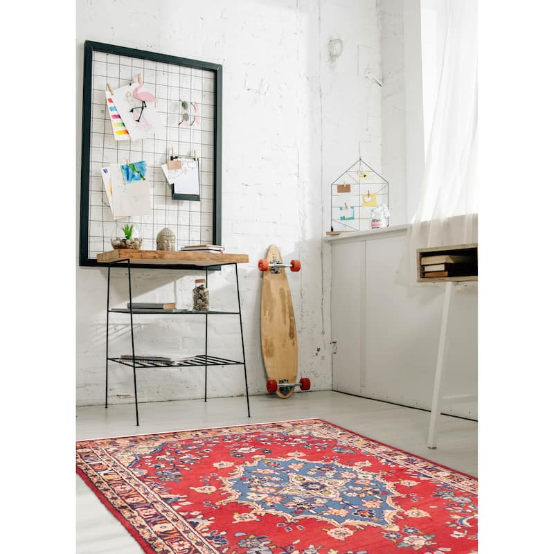 ECARPETGALLERY Hand-knotted Andelz Red Wool Rug - 4'6 x 7'1