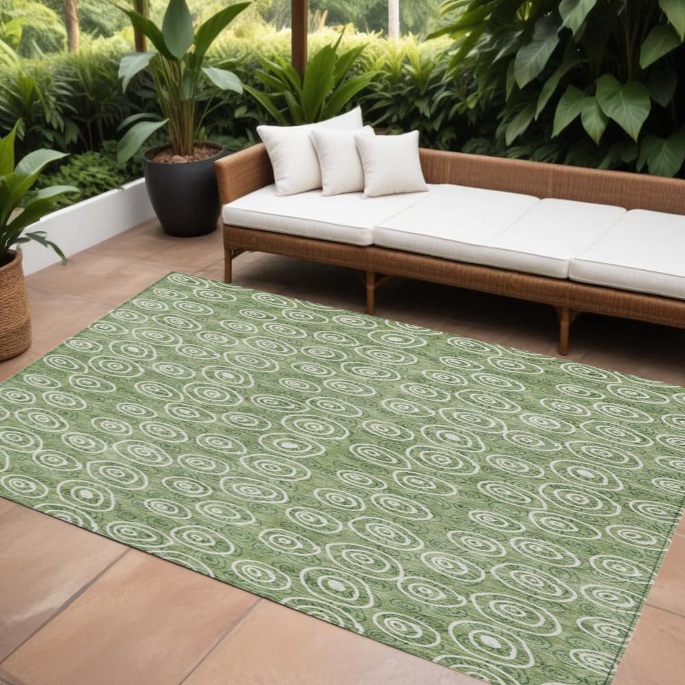 HomeRoots Geometric Transitional Rectangle Outdoor Rug