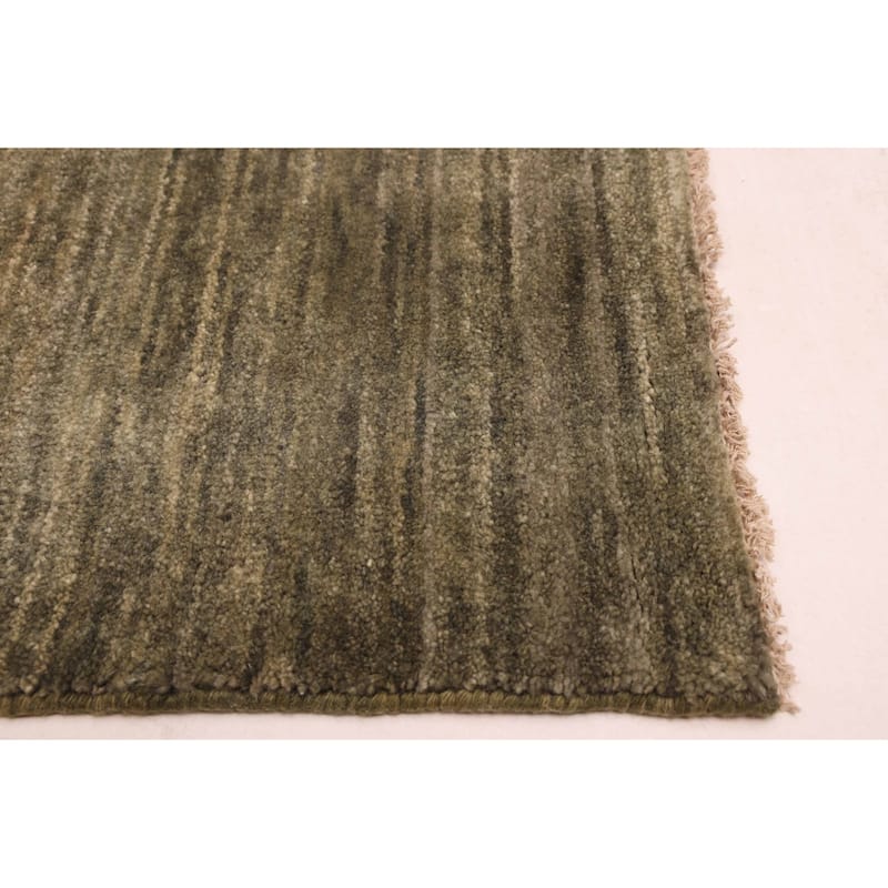 ECARPETGALLERY Hand-knotted Pak Finest Gabbeh Green Wool Rug - 4'0 x 5'11