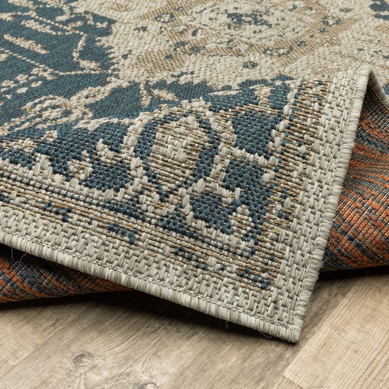 Vista Home Higgins Traditional Medallion Blue-Green/ Taupe Indoor/ Outdoor Area Rug