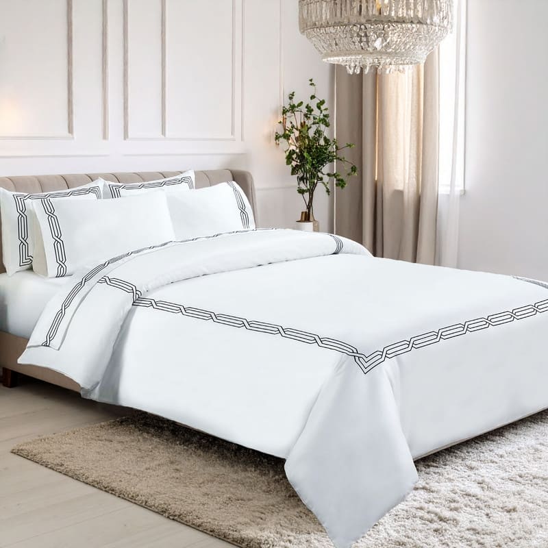 Superior LUX 7 PC Egyptian Cotton Embroidered Bundle