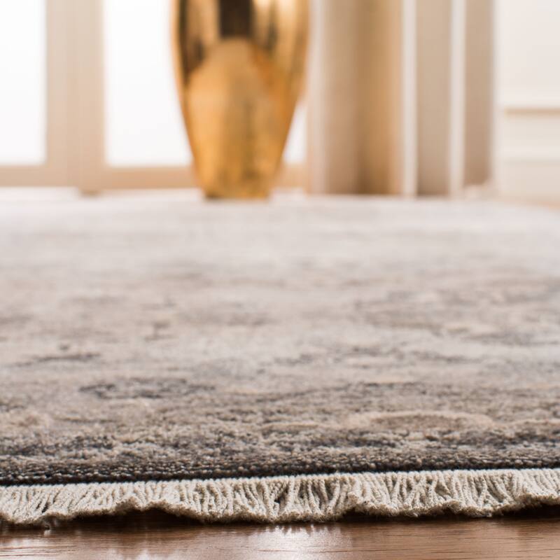 SAFAVIEH Vintage Boho Persian Maki Oriental Polyester Rug with