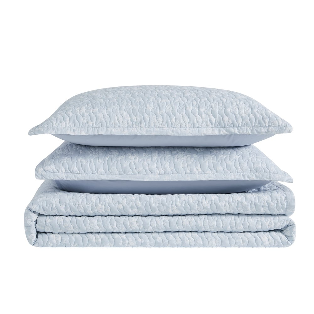 The Farmhouse by Rachel Ashwell Majesty Quilt Set