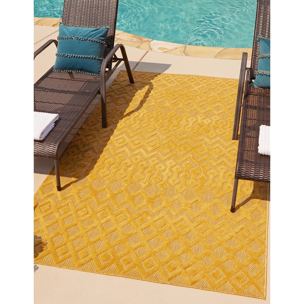 Outdoor Haversham Collection Area Rug