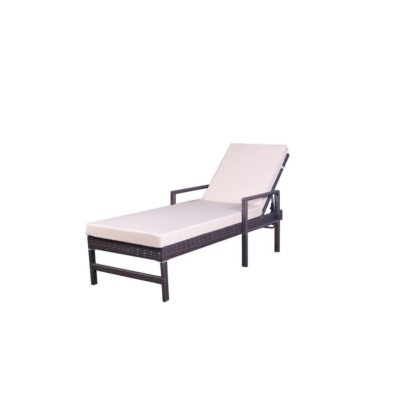 SAFAVIEH Outdoor Jolette Rattan Brown/ Red Sun Lounger - 80" x 28" x 39" - 80Wx28Dx39H