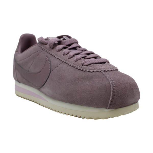 pink suede cortez