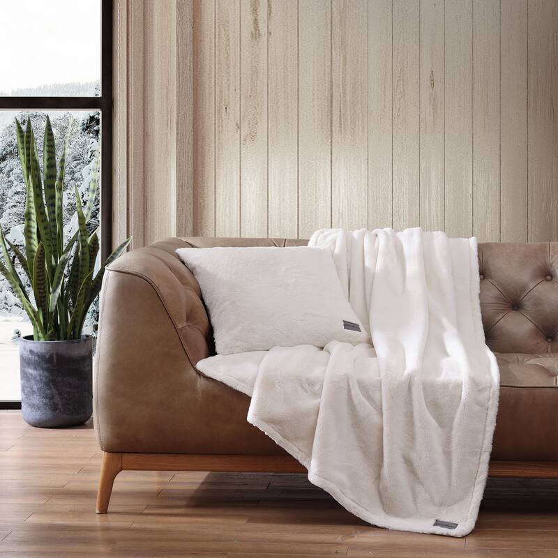 Eddie Bauer Faux Fur 2 Piece Throw Blanket & Pillow Set