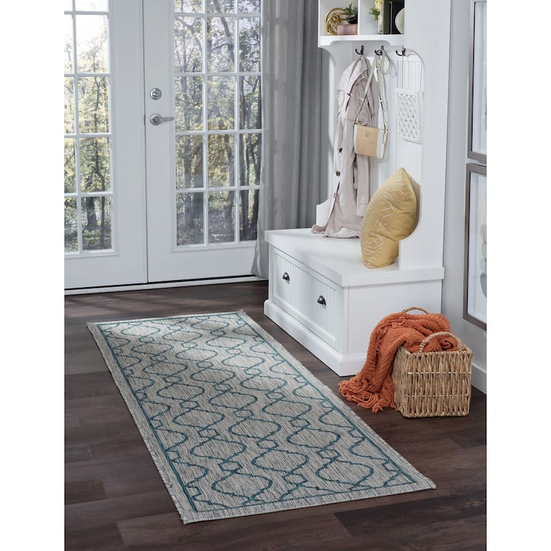 Colonnade Transitional Geometric Indoor/Outdoor Area Rug