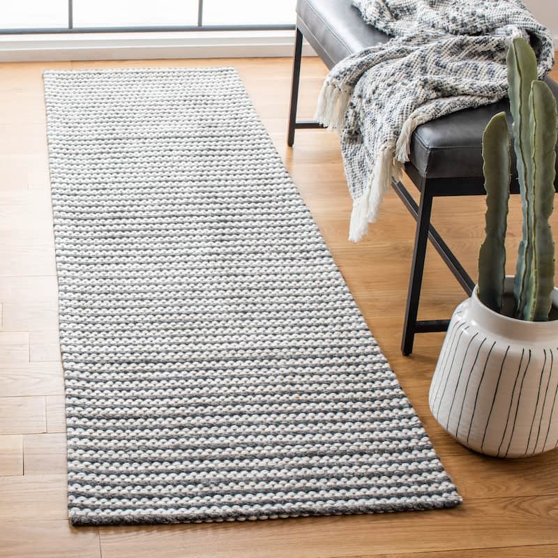 SAFAVIEH Marbella Gerli Wool Rug - 2'3" x 6' Runner - Charcoal/Ivory