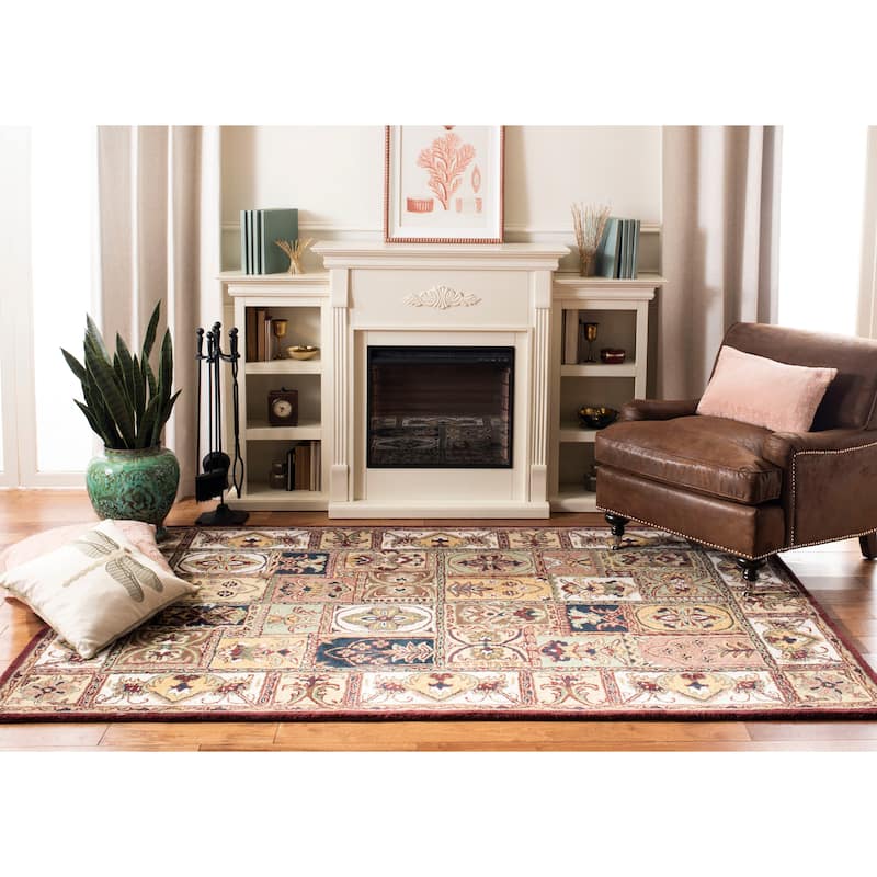 SAFAVIEH Classic Angiolina Traditional Oriental Wool Rug