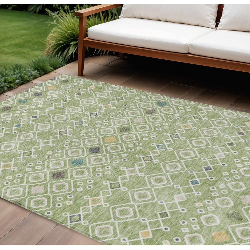 HomeRoots Geometric Modern Rectangle Outdoor Rug