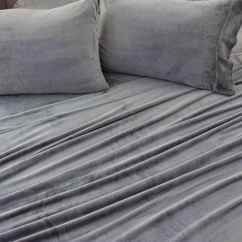 Linery & Co. Ultra Soft & Cozy Velvet Plush Fleece Printed Sheet Set