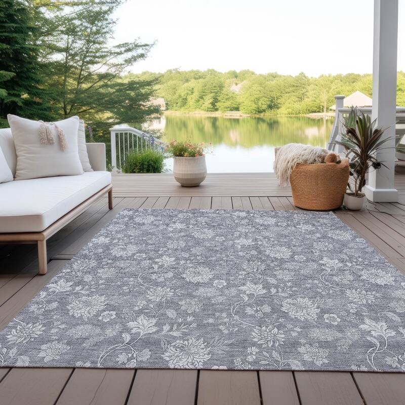 Machine Washable Indoor/ Outdoor Chantille Casual Floral Farmhouse Rug
