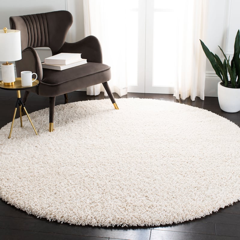 SAFAVIEH Evolution Shag Gwenaele Solid 1.8-inch Thick Rug - 6'7" Round - Ivory - Round