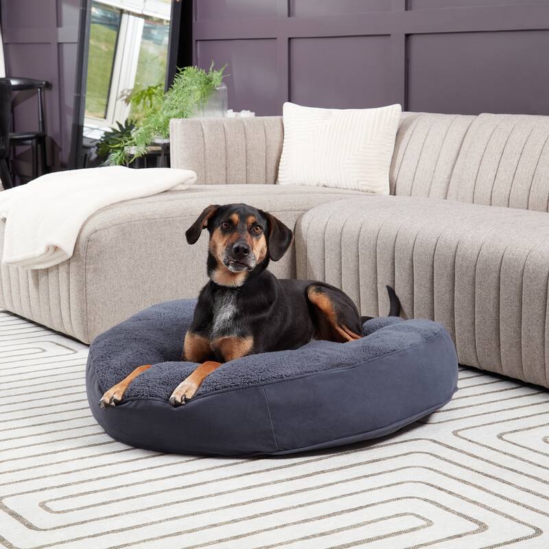 Happy Hounds Scout Deluxe Sherpa Round Dog Bed