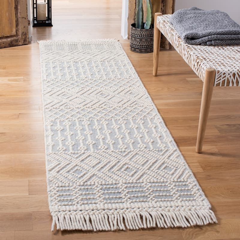 SAFAVIEH Handmade Natura Estel Wool Fringe Rug - 2'3" x 8' Runner - Ivory/Grey