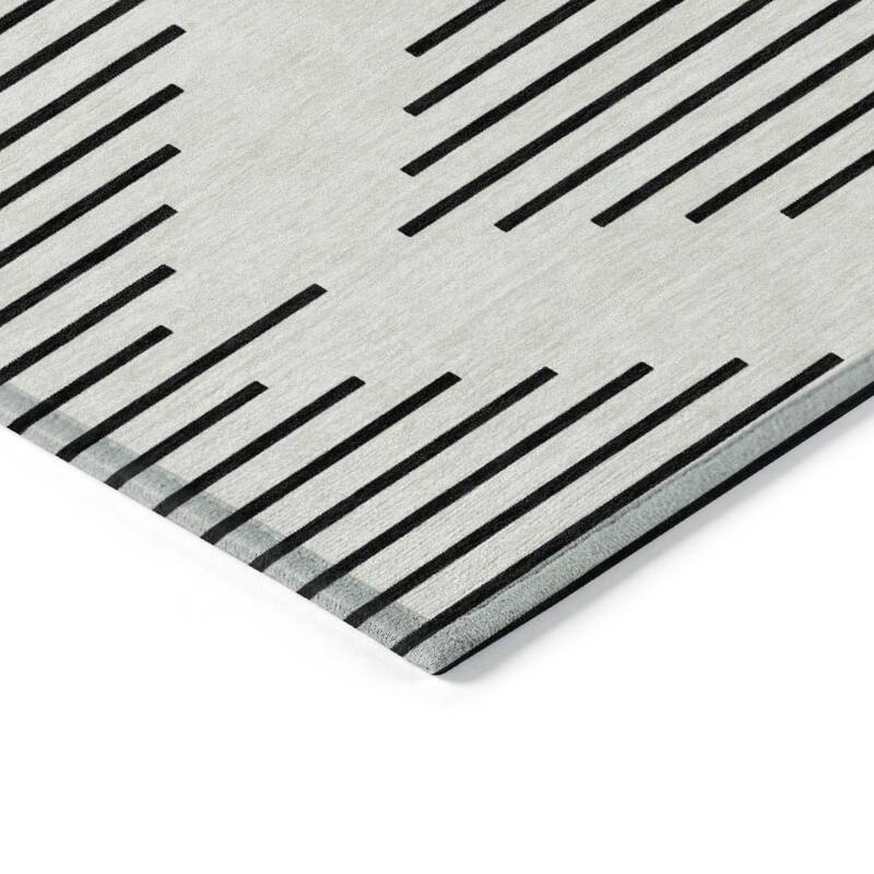HomeRoots Geometric Transitional Rectangle Outdoor Rug