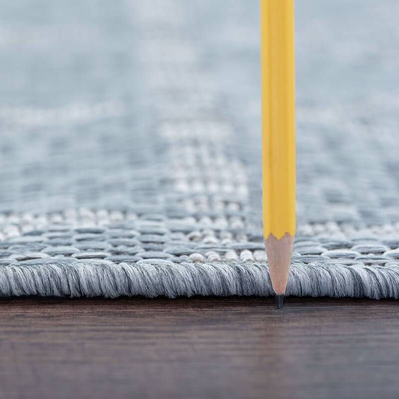 Colonnade Farmhouse Geometric Indoor/Outdoor Area Rug