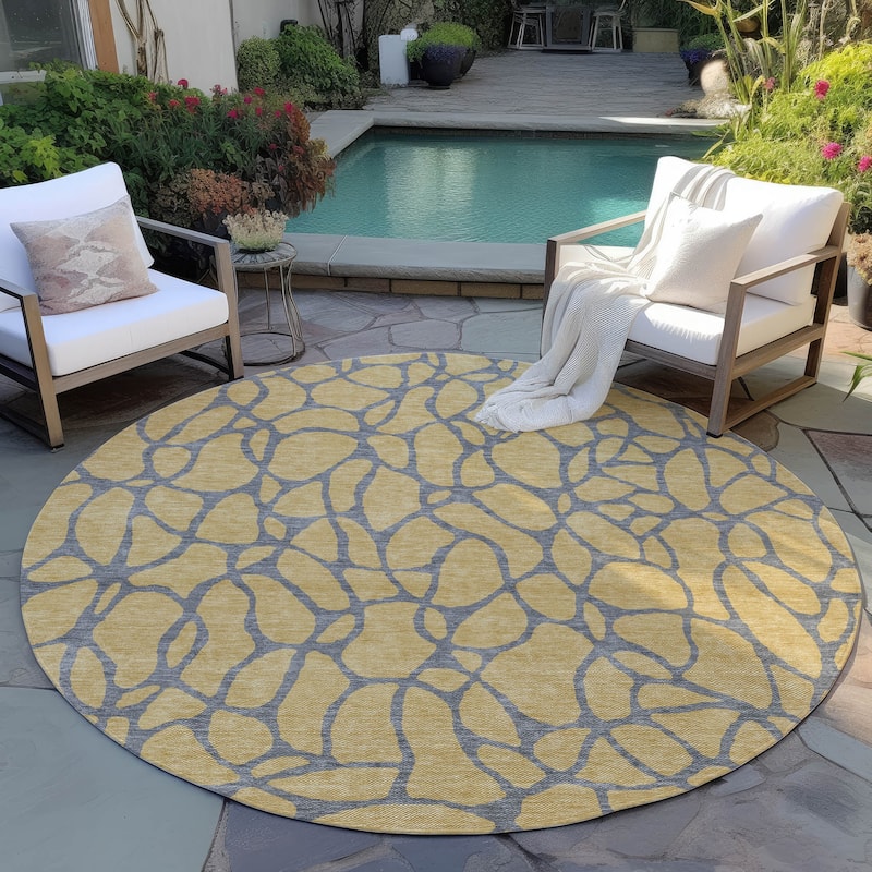 Machine Washable Indoor/ Outdoor Contemporary Chantille Rug - Gold - 8' x 8'