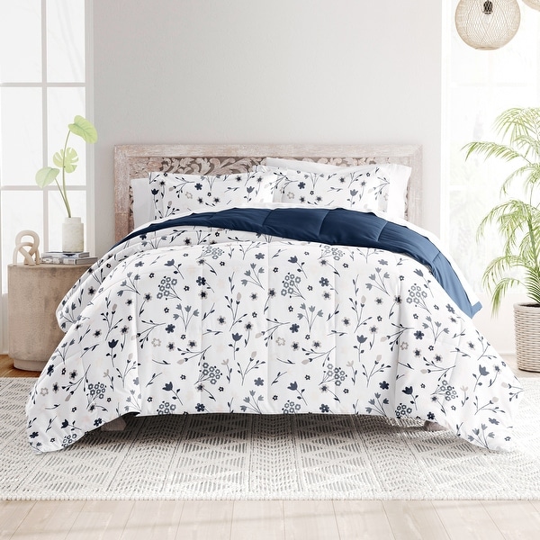 Madison Park Essentials Thelma Reversible Comforter Set with Bed