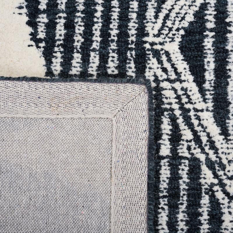 SAFAVIEH Handmade Metro Spirica Modern Boho Wool Rug