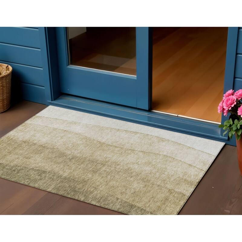 HomeRoots Ombre Transitional Rectangle Outdoor Rug - 3' x 5'