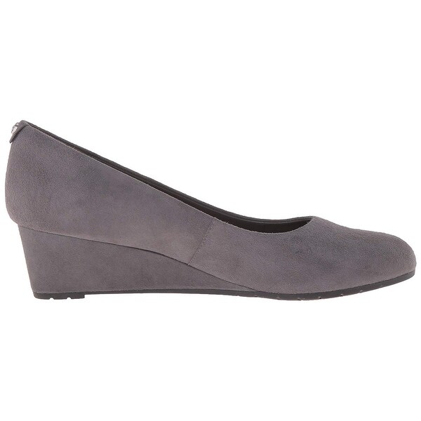 clarks women's vendra bloom wedge pump