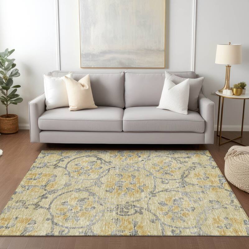 Machine Washable Indoor/ Outdoor Chantille Floral Scroll Rug