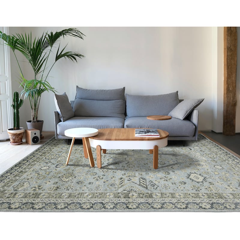 Magi Diviana Jane Sky Blue Hand-Knotted Wool Area Rug - 8' x 10' - Sky Blue