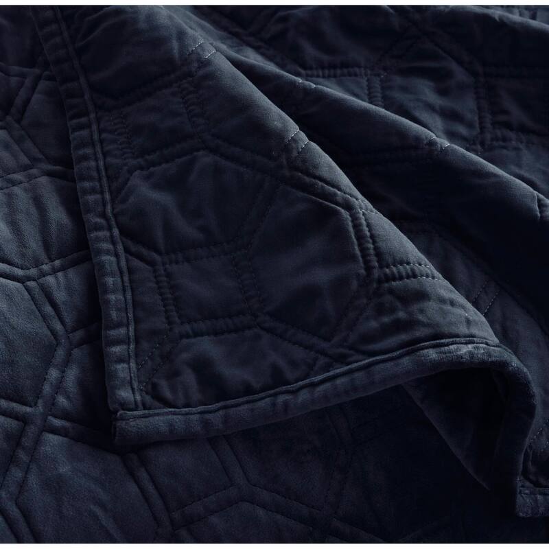 Madison Park Emery 3 Piece Velvet Quilt Set