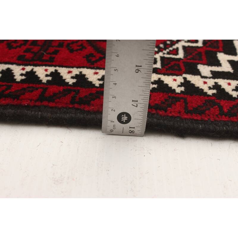 Hand-knotted Rizbaft Red Wool Rug - 3'10 x 6'7/3'10" x 6'7"